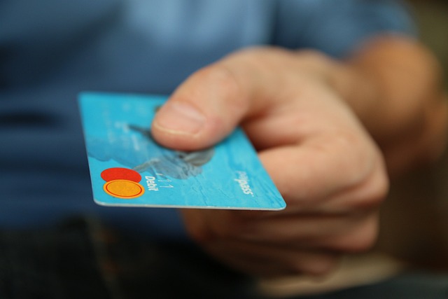 クレジットカードを使いすぎる時の対処法【3選】