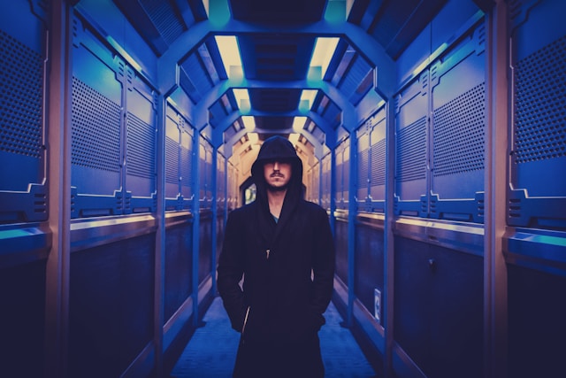 ならざるを得ない